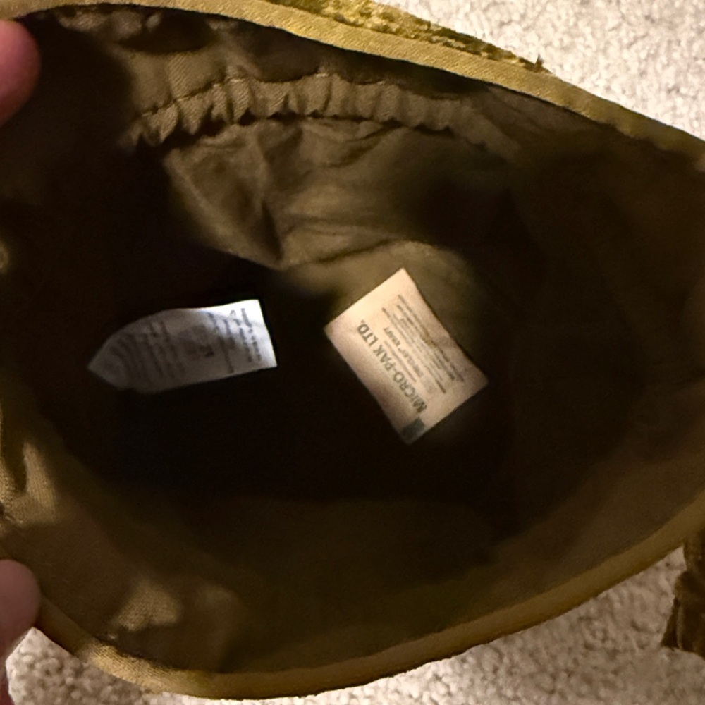 Sezane Olive Green Embossed Velvet Cosmetic Pouch - Picture 5 of 6
